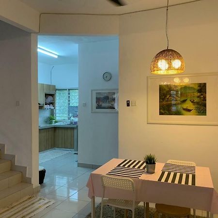 Home Sweet Home Semenyih Luaran gambar
