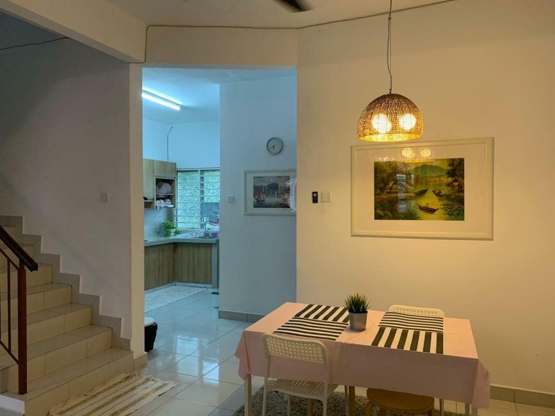 Home Sweet Home Semenyih Luaran gambar