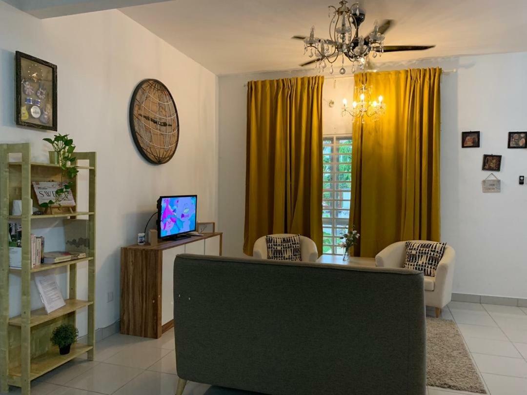Home Sweet Home Semenyih Luaran gambar